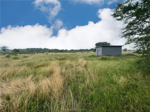 3688 Fickey Rd, Bryan, TX 77808