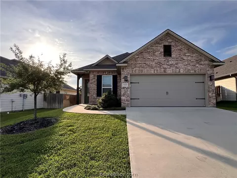 2103 Mountain Wind Loop, Bryan, TX 77807