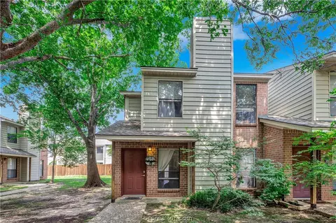1904 Dartmouth Street L1, College Station, TX 77840