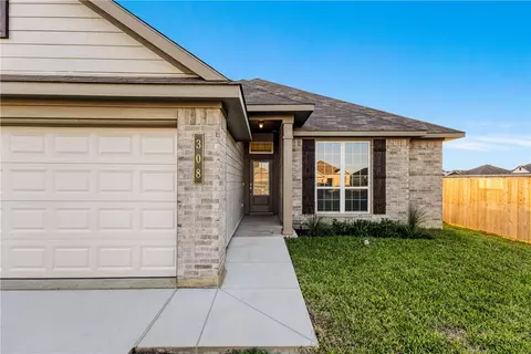 308 Whaley St, Caldwell, TX 77836