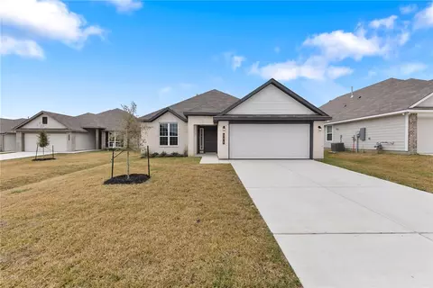 306 Whaley St, Caldwell, TX 77836
