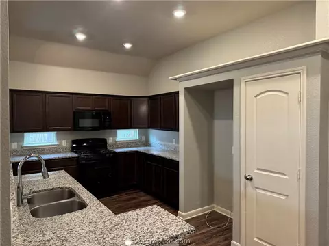 Kitchen - 2081 Positano Loop, Bryan, TX 77808 photo 1 of 2