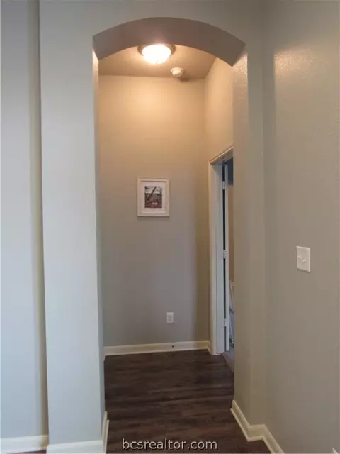 Entry Way - 2081 Positano Loop, Bryan, TX 77808 photo 2 of 3