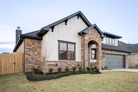 3588 Chantilly Path, Bryan, TX 77808 photo 2