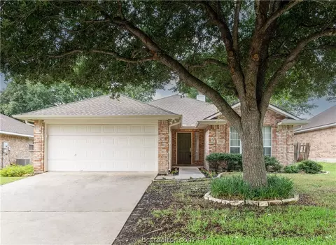 3514 Vienna Dr, College Station, TX 77845