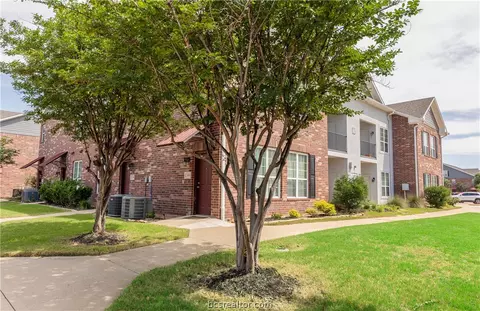 801 Luther Street W 305, College Station, TX 77840