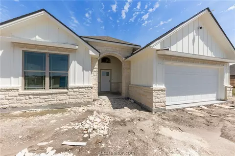 3058 Teller Dr, Bryan, TX 77808 photo 3