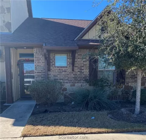 3212 Airborne, College Station, TX 77845