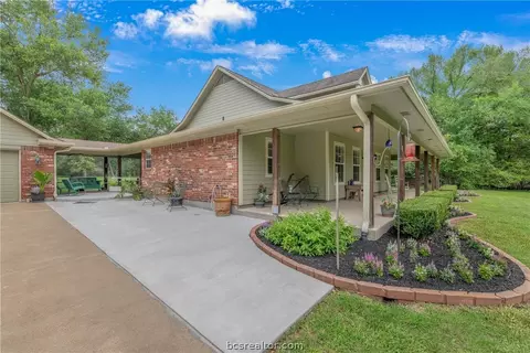 241 Rustic Oaks Dr, Bryan, TX 77808 photo 28