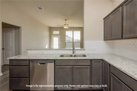 1931 Chief St, Bryan, TX 77807 photo 2