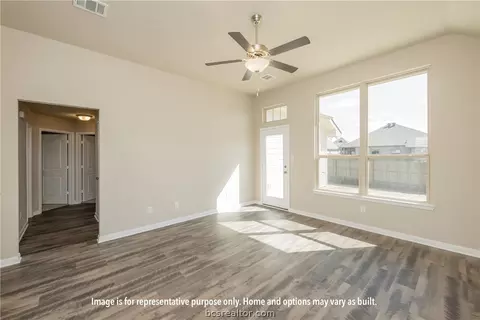 1931 Chief St, Bryan, TX 77807 photo 5