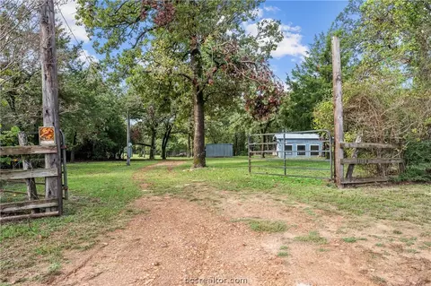 11119 Private Rd 3310, Jewett, TX 75846