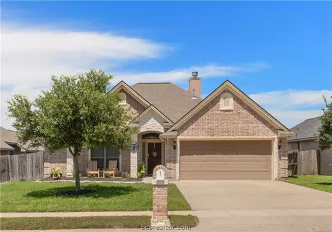 125 Roucourt, College Station, TX 77845