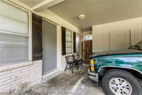 411 Day Ave, Bryan, TX 77801 photo 33