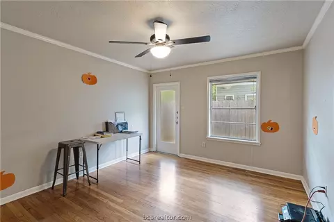 411 Day Ave, Bryan, TX 77801 photo 10