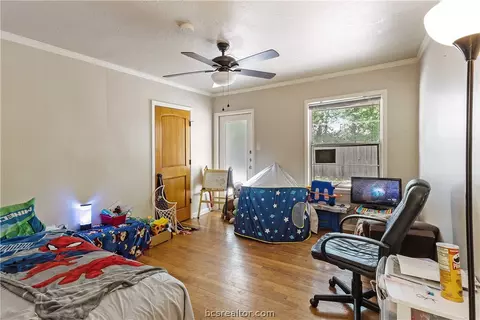 411 Day Ave, Bryan, TX 77801 photo 25