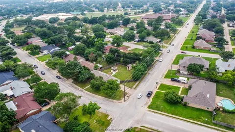 View/Area - 3500 Oak Hill Dr, Bryan, TX 77802 photo 2 of 6