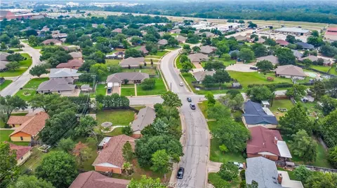 View/Area - 3500 Oak Hill Dr, Bryan, TX 77802 photo 4 of 6