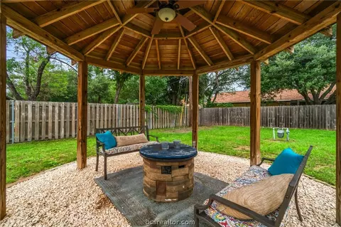 Exterior - 3500 Oak Hill Dr, Bryan, TX 77802 photo 4 of 7