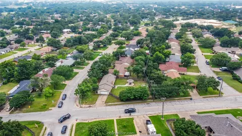 View/Area - 3500 Oak Hill Dr, Bryan, TX 77802 photo 3 of 6
