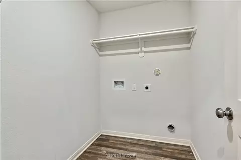 5580 Fox Bluff Dr, Bryan, TX 77807 photo 11
