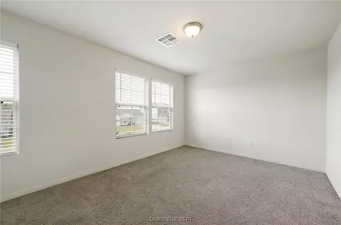 5580 Fox Bluff Dr, Bryan, TX 77807 photo 17