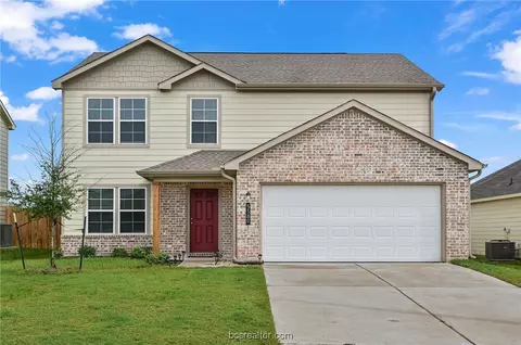 5580 Fox Bluff Dr, Bryan, TX 77807