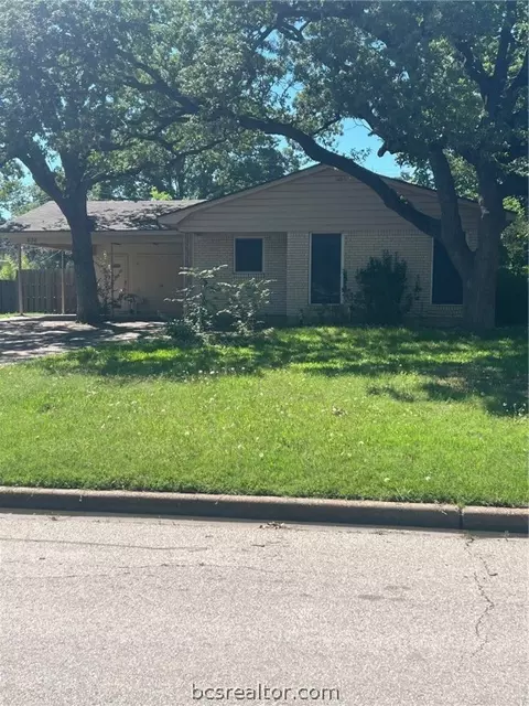609 Ethel, Bryan, TX 77802