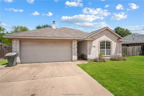 405 Brentwood Dr E, College Station, TX 77840