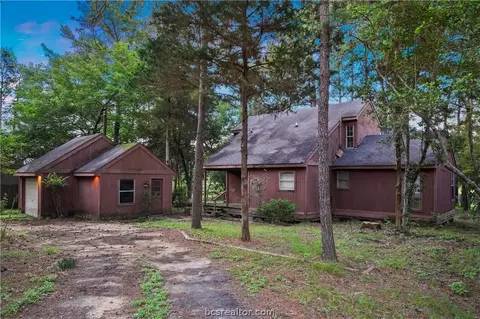 29110 W Lake Dr, Hempstead, TX 77445