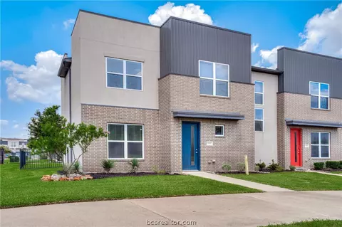 3919 W S Phillips Pkwy, College Station, TX 77845