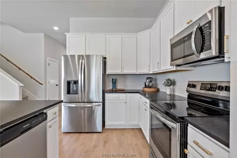 3153 Charge Ln, Bryan, TX 77808 photo 12