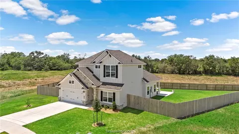 3153 Charge Ln, Bryan, TX 77808 photo 2