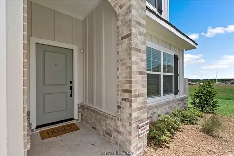 3153 Charge Ln, Bryan, TX 77808 photo 3