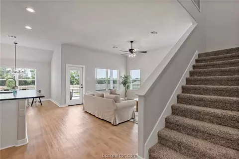 3153 Charge Ln, Bryan, TX 77808 photo 5