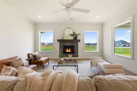 7800 Mathis Creek Dr, Bryan, TX 77808 photo 8