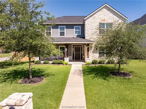 401 Edward St, College Station, TX 77840