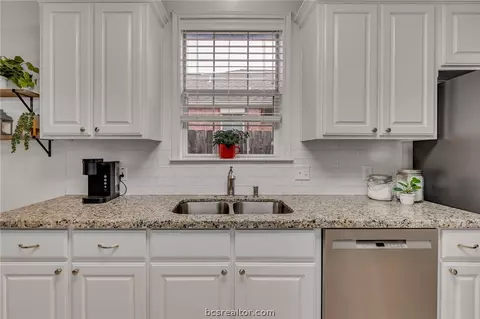 2625 Trophy Dr, Bryan, TX 77802 photo 9