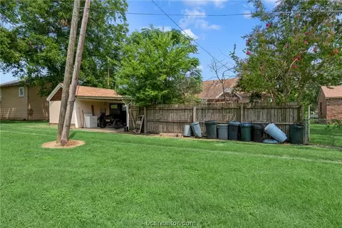 505 E Texas St, Calvert, TX 77837 photo 32