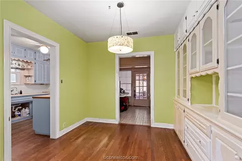 505 E Texas St, Calvert, TX 77837 photo 7