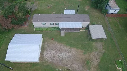 802 Lakeview Ln, Somerville, TX 77879