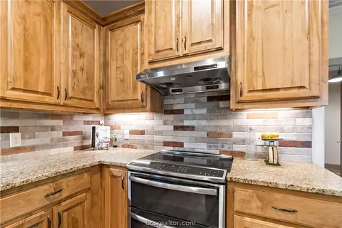 10322 Grassbur Rd, Bryan, TX 77808 photo 16