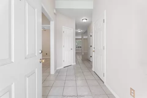 Entry Way - 2607 Trophy Dr, Bryan, TX 77802 photo 1 of 5