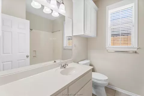 Bath - 2607 Trophy Dr, Bryan, TX 77802 photo 1 of 8