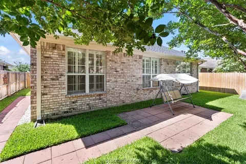 Exterior - 2607 Trophy Dr, Bryan, TX 77802 photo 7 of 7