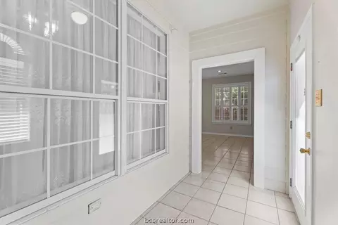 Entry Way - 2607 Trophy Dr, Bryan, TX 77802 photo 4 of 5