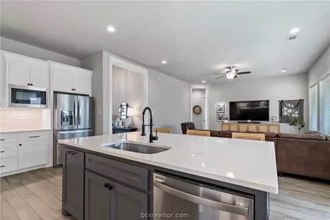 3225 Ashville Path, Bryan, TX 77808 photo 14
