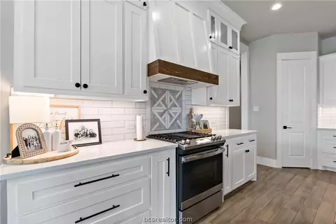 3225 Ashville Path, Bryan, TX 77808 photo 15