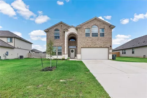 2045 Rock Ridge Ave, Bryan, TX 77807