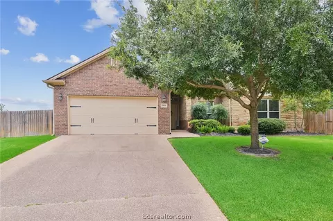 3908 Ambrose Ct, Bryan, TX 77808